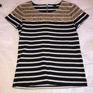 Ann Taylor Tshirt